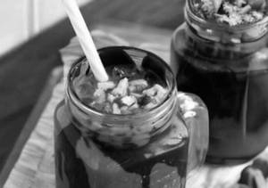 Nutty brownie milkshake [350 ml, 2 pieces]