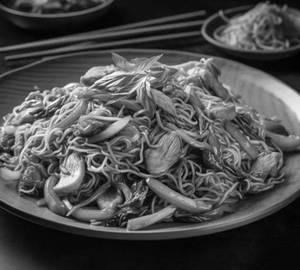 Egg Chicken Chowmin Noodles