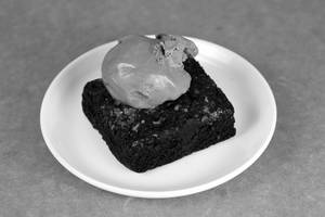 Brownie With Ice Cream