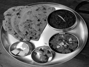 Sarson Ka Saag Makki Ki Roti