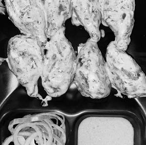 Afghani Paneer Momos