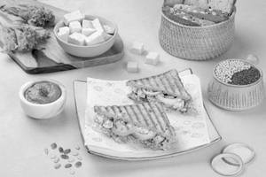 High Protein - Tofu Tikka Classic Sandwich