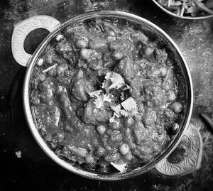 Tawa Mushroom Masala