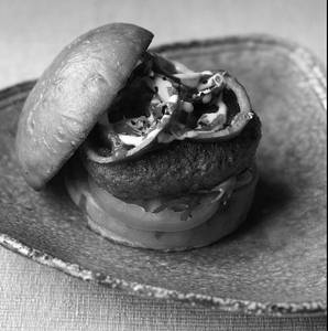 Mushroom Galouti Burger (2 Pcs)