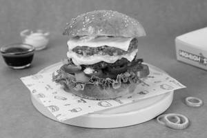 Highlights Masterpiece Beef Burger