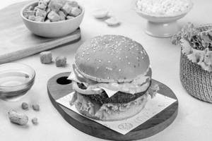 High Protein - Tandoori Tempeh Powerhouse Burger