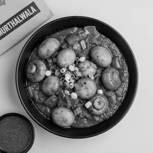 Chilly Paneer Mushroom Gravy