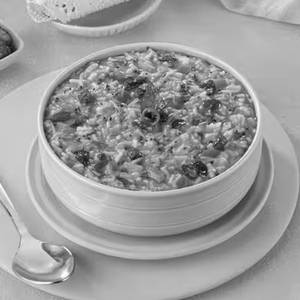 Butter Masala Khichdi Bowl With Curd (Serves-1)
