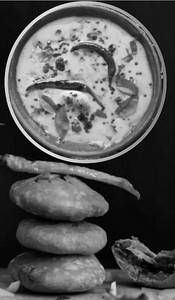 Kadhi Kachori