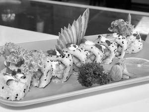 Assorted Veg Uramaki- 8pcs