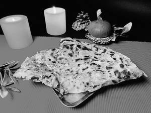 Onion Khasta Paratha (1 Pc - Whole Wheat - 6 Layer)
