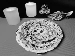 Masala Lachha Roti Ghee (1 Pc - Whole Wheat - Spicy)