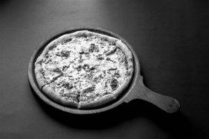 Classic Margherita Pizza