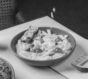 Penne Alfredo Pasta