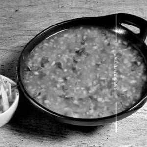 Veg Sizzling Rice Mushroom Soup