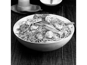 Chilli Garlic Prawns Soft Noodles
