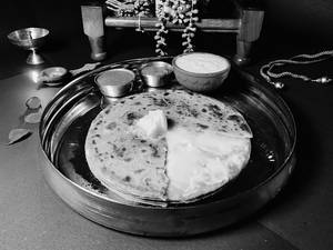 Kids Special Only Cheese Paratha (1 Pc - Whole Wheat - No Spicy)