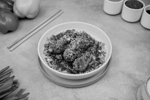 Chicken Schezwan Pan Fried Momo [6 Pcs]
