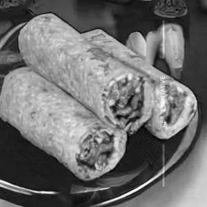 Veg Paneer Chilli Roll