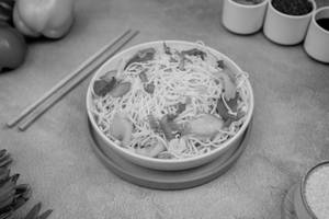 Veg Hakka Noodles