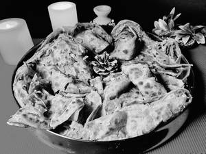 Lachha Paratha Basket (4 Pc - Whole Wheat)