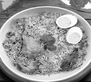 Chicken Dum Biryani Hyderabadi 