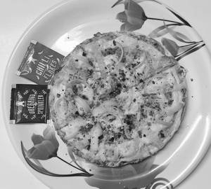 Onion cheese pizza [17 cms]