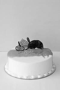 Red Bee Cake