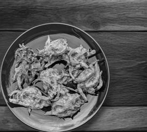Pyaz pakoda