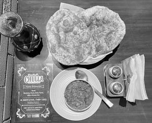 Chole Bhutre