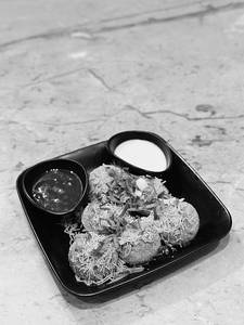 Chicken Golgappa