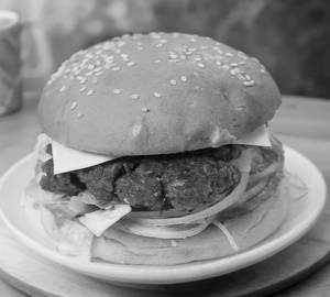 Aloo Tikki Burger