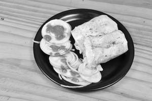 Malai Chicken Tikka Roll