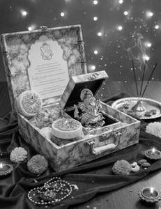 Divine Gifting Box