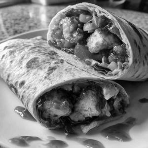 Chilly Chicken Roll (whole Wheat)