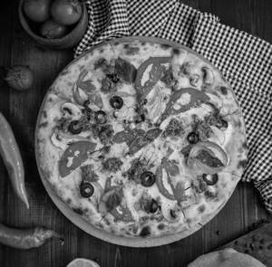 Punjabi Tadka Pizza