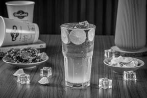 Classic Lemon Soda [Medium]