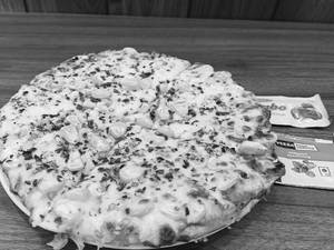 Corn Cheese Medium Pizza 9 Inch.