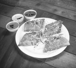 Schezwan Dosa