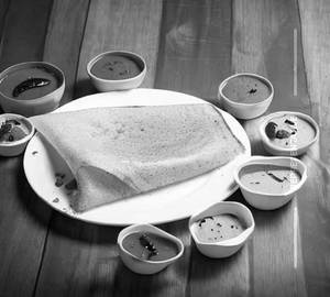 Capsicum Schezwan Dosa