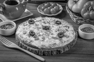 Farmhouse Veg Pizza [Medium]