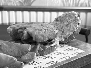 Crispy Chicken Leg Burger