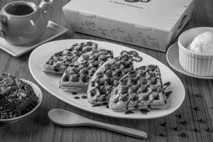 Nutella Brownie Waffle