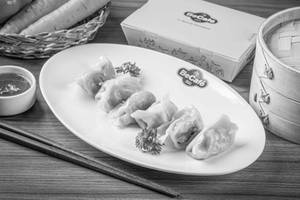 Steamed Veg Momos (6 Pcs)