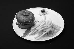 Paneer Tikka Burger