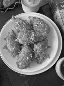 Fried veg. momos (10 pieces)