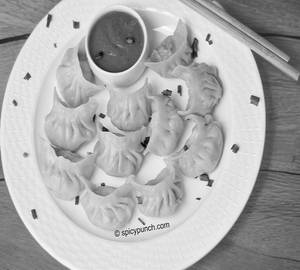 Chicken Cheese Momos Steam