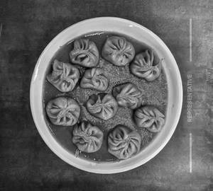 Gravy momos