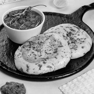 Punjabi Chole With 2 Baked Kulcha