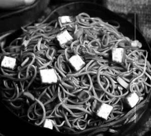 Paneer hakka noodles